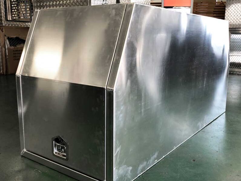toolbox Dog box