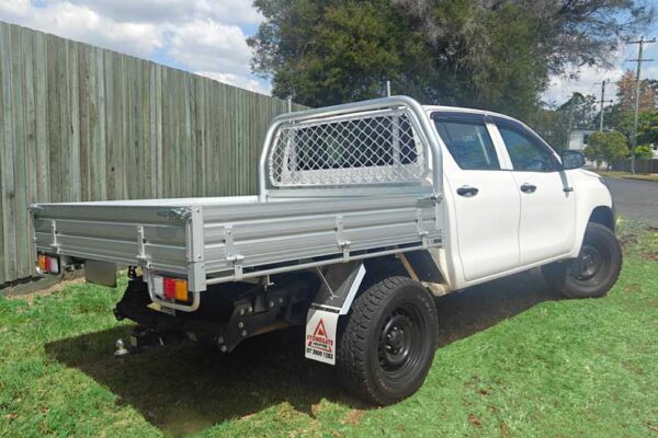 ute-tray-installation-hilux-2