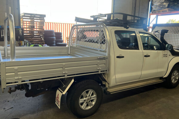 ute-tray-installation-hilux-3