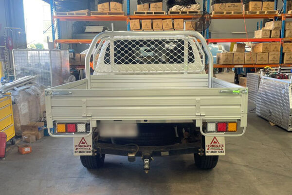 ute-tray-installation-hilux-8