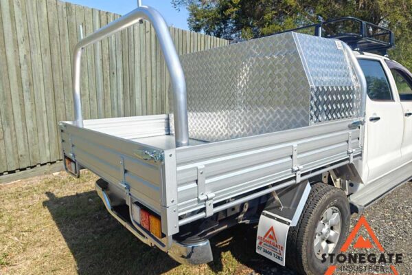 ute-tray-installation-hilux4