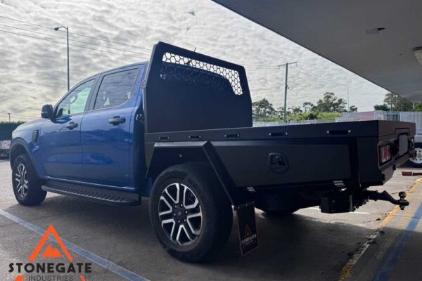 ute-tray-installation-ford1
