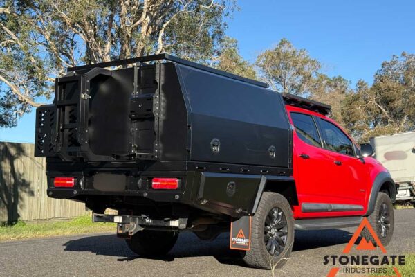 ute-tray-installation-holden1