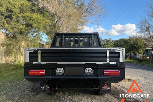 ute-tray-installation-toyota79-4