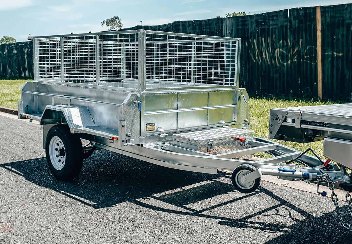 hydraulic-tipper-box-trailer-2