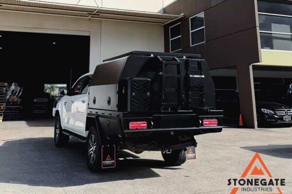 ute-tray-installation-toyota3