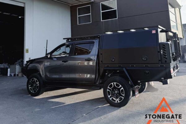 ute-tray-installation-toyota6