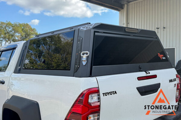Toyota_Tub-Canopy_7