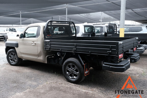 kia-ute-tray-installation-workmate-3